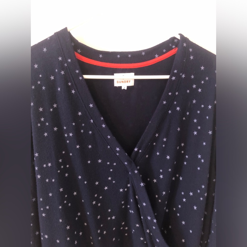 Sundry Little white Stars Blue Comfy boxy cozy long sleeve v neck Sweatshirt - Picture 3 of 5